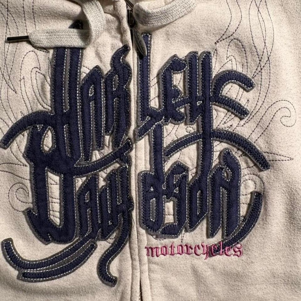Harley-Davidson Cream Hoodie with Navy & Pink Embroidery